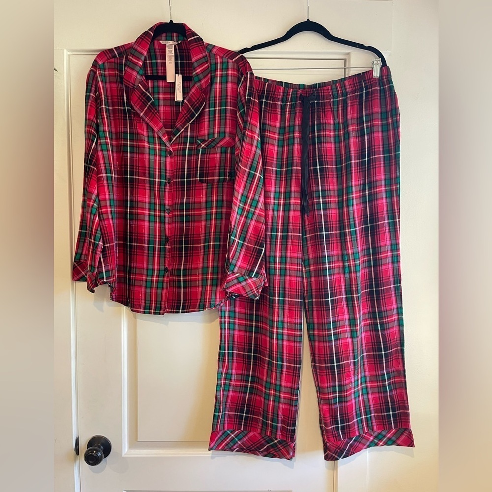Victoria’s Secret Plaid Pajama Set - XL